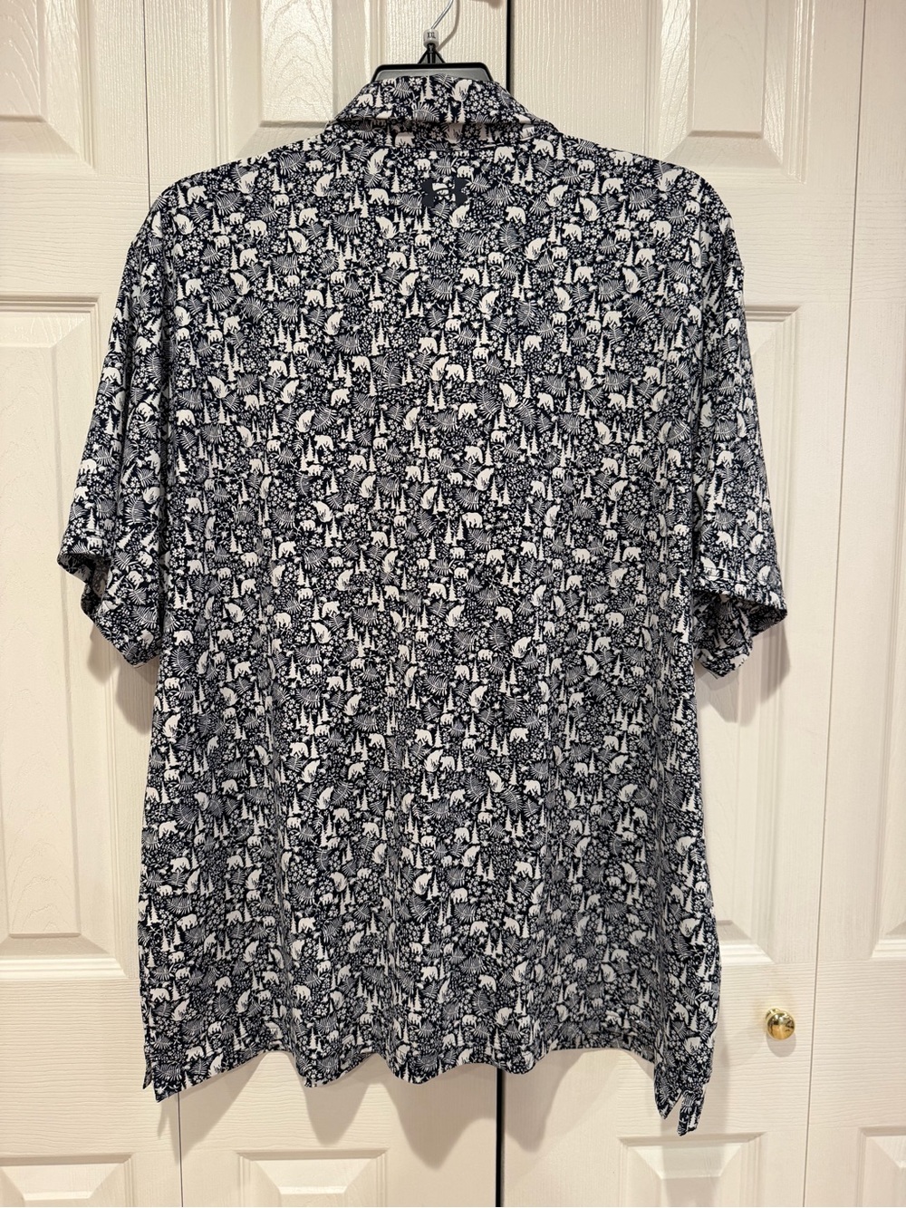 Under Armour Black & White Patterned Men's Polo - Picture 6 of 6